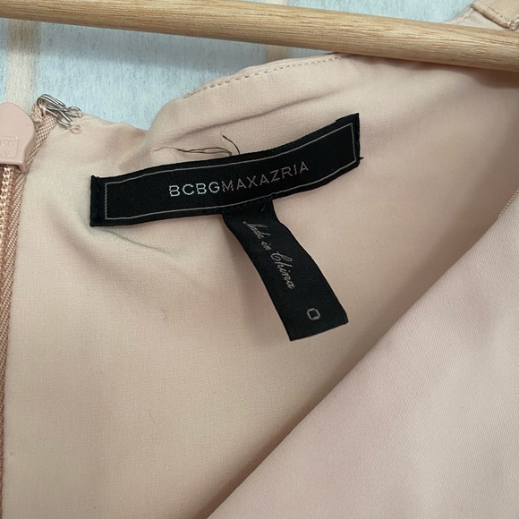 BCBGMAXAZRIA 💝 pretty Off-The-Shoulder Dress - Picture 9 of 12